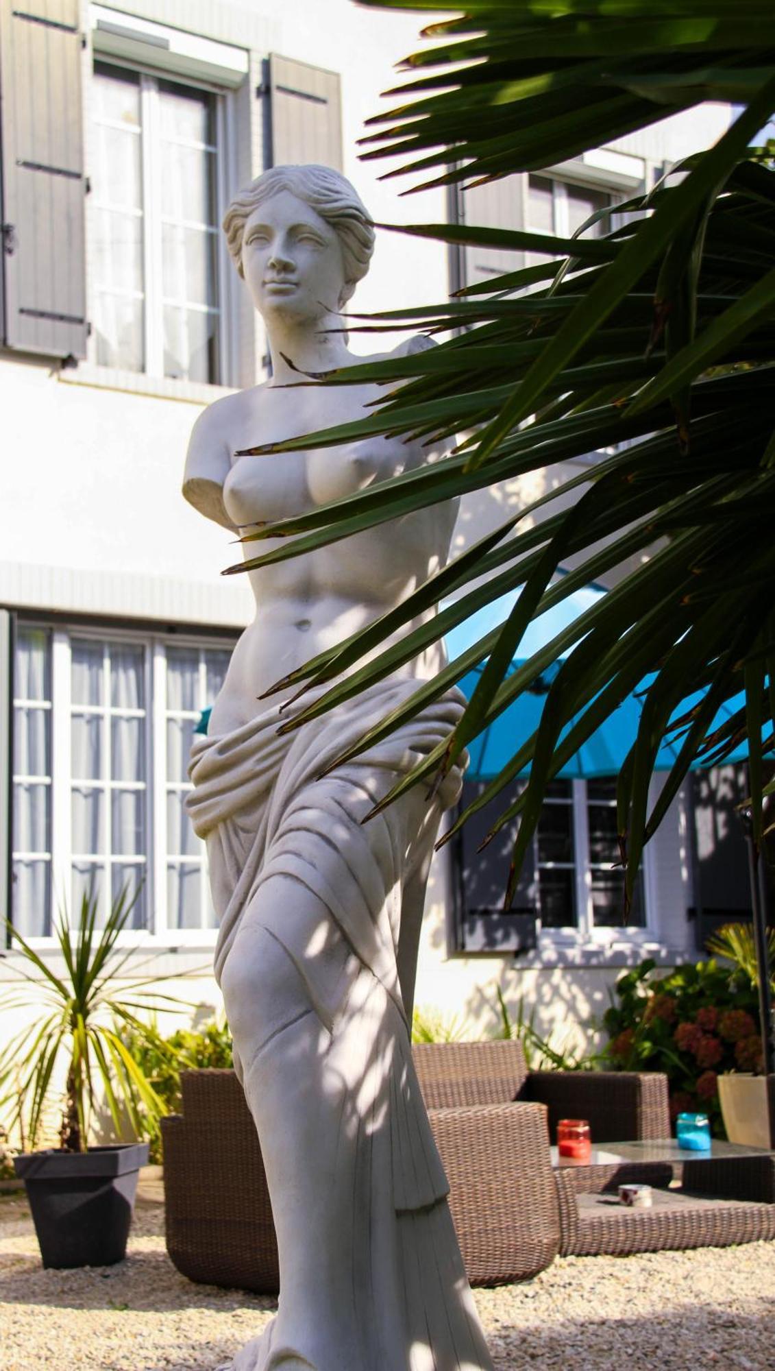 La Maison De Venus Luçon Екстериор снимка