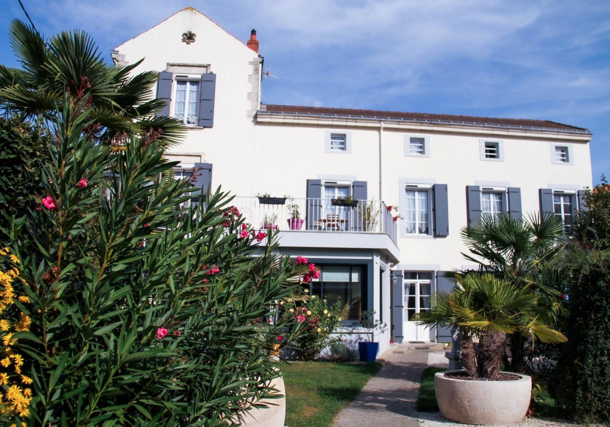 La Maison De Venus Luçon Екстериор снимка
